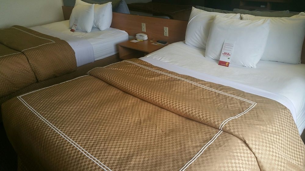 Sonesta Essential Hotel Blue Springs Kültér fotó